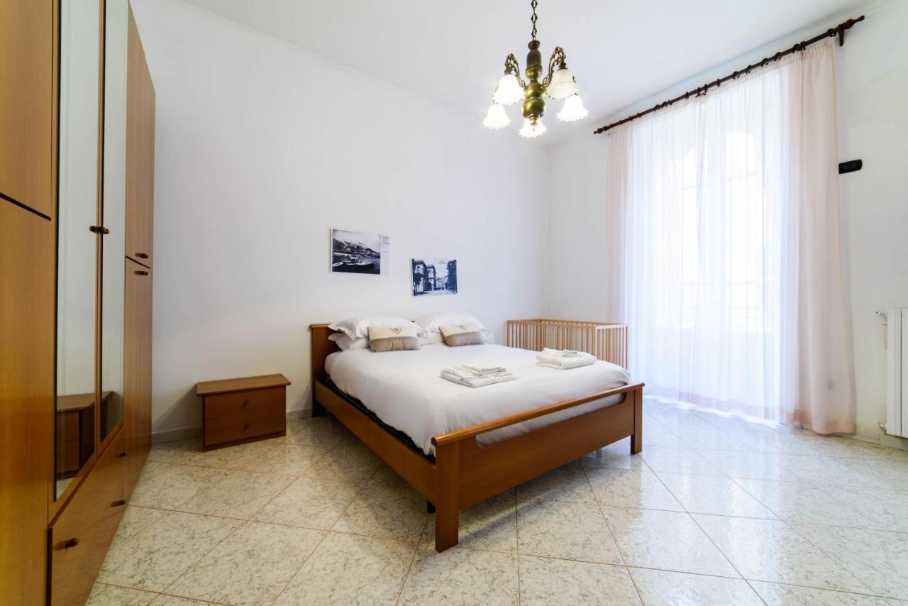 Casa Vacanze “In Centro” Salerno Exterior photo